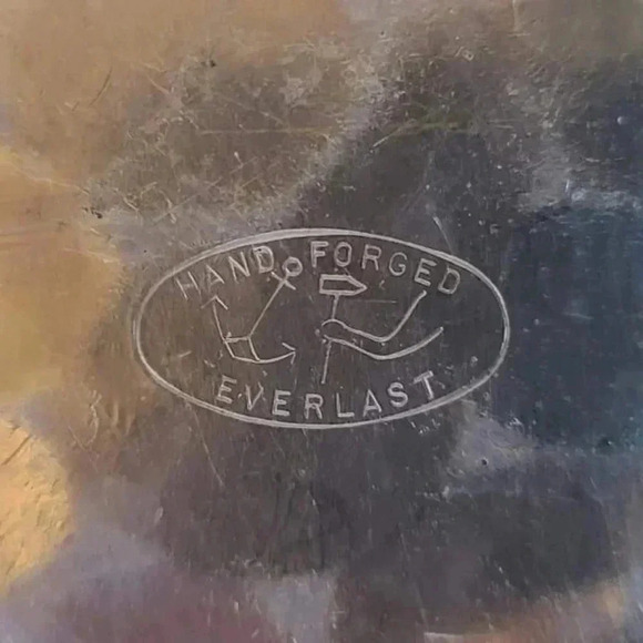 Vintage MCM Everlast Hand-Forged Aluminum Nut Candy Trinket Dishes - Picture 4 of 4